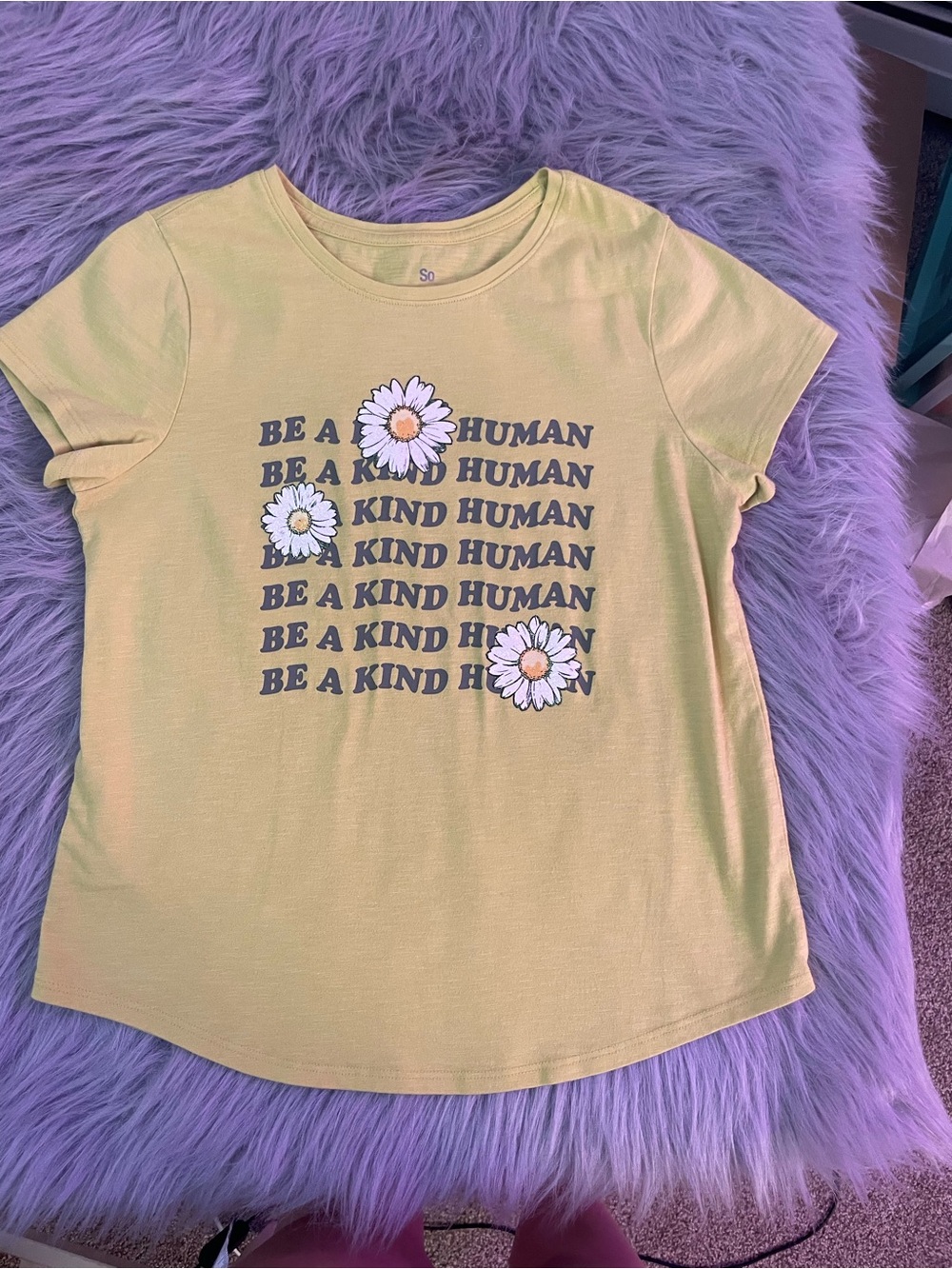 🐶SO Yellow Kids' Short Sleeve Tee with Daisy 'Be A Kind Human' Graphic